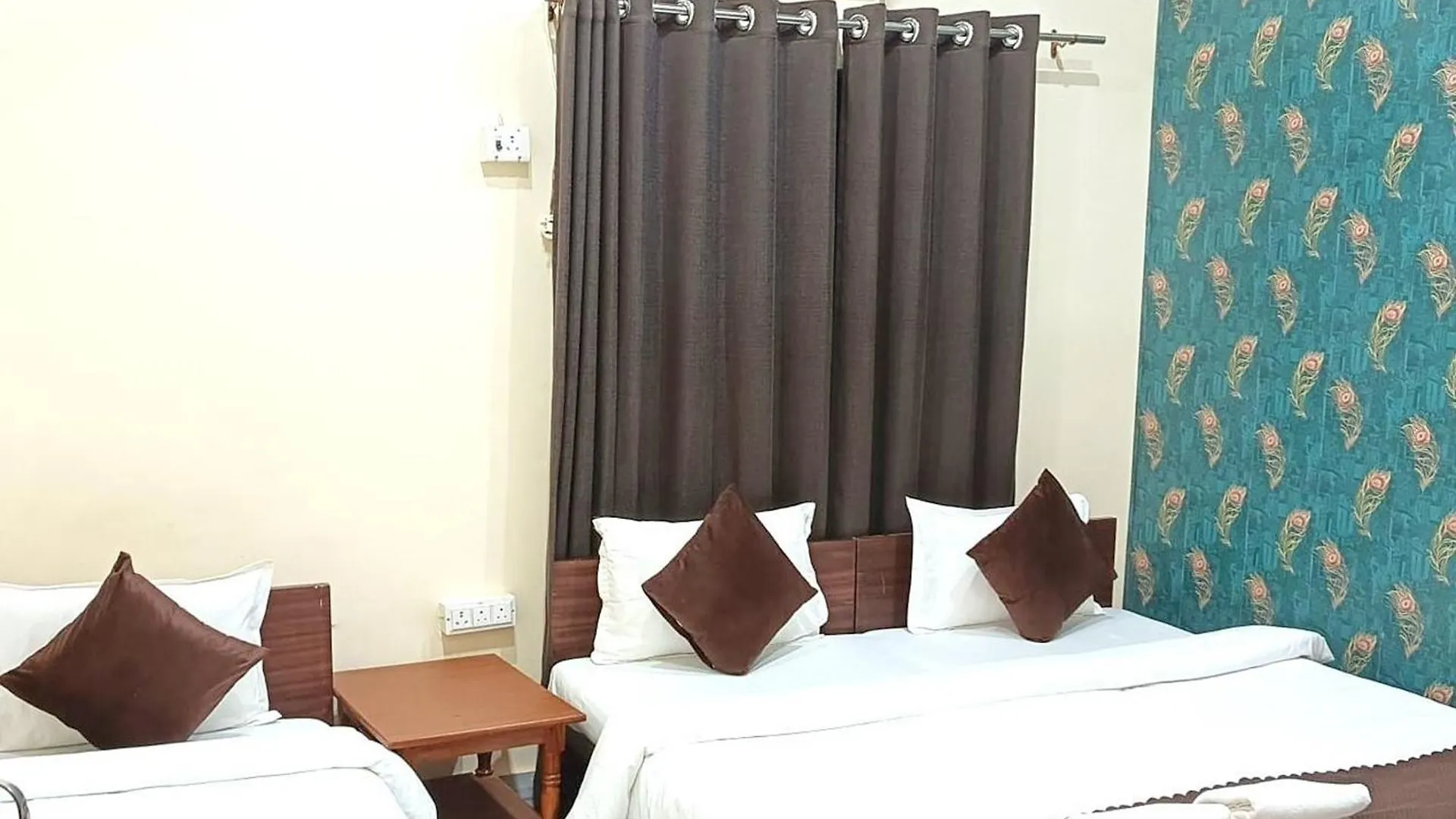 Hotel Indra Waranasi