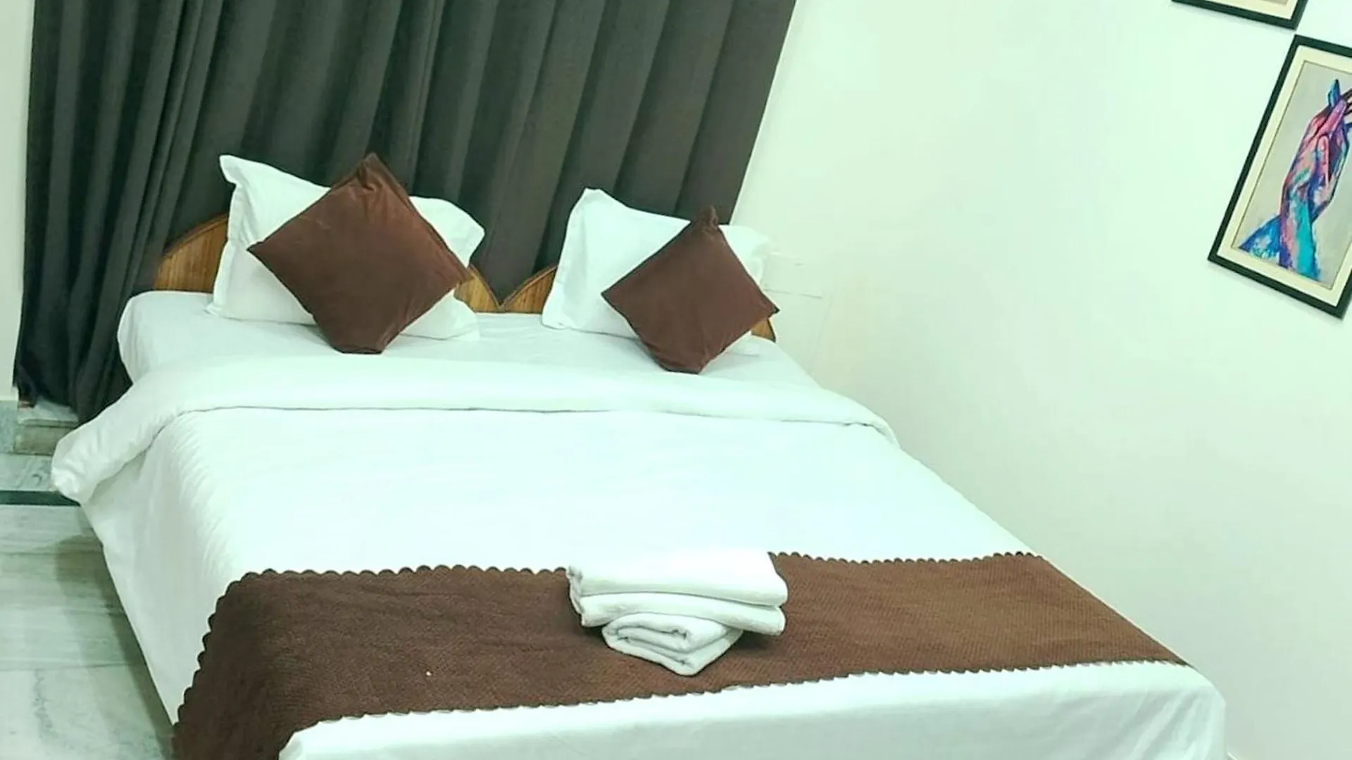 Hotel Indra Waranasi